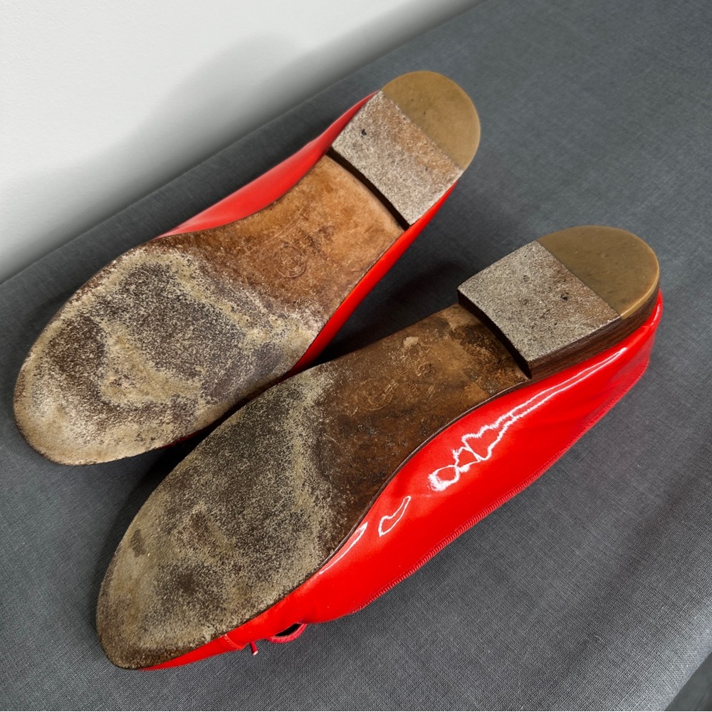 CHANEL - Women’s - Red Leather Patent Flats - Size 39(EU) - Picture 9 of 16
